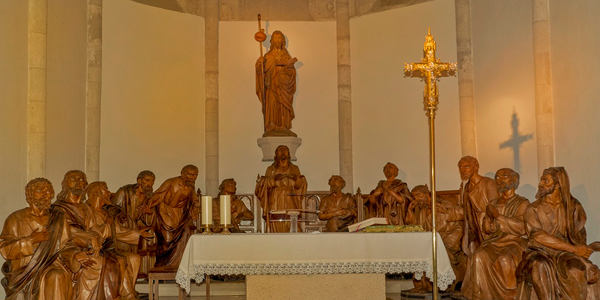 Hermandad Sacramental De La Santa Cena Y María Santísima Del Dulce Nombre.