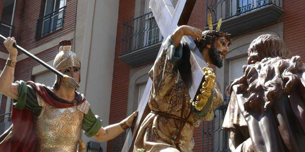 Cofradía Del Encuentro. Hermandad Ferroviaria De San Rafael Arcángel Y Nuestra Señora De Alarcos.